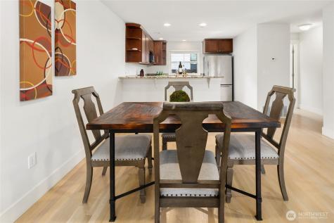 41 W Etruria Street Seattle WA 98119
