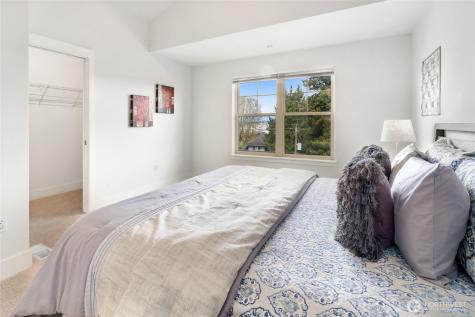 41 W Etruria Street Seattle WA 98119