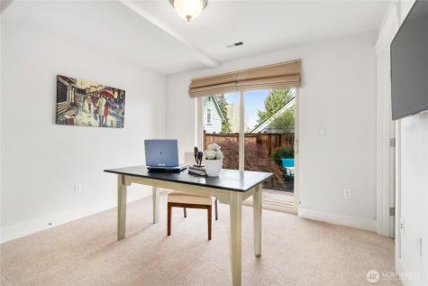 41 W Etruria Street Seattle WA 98119