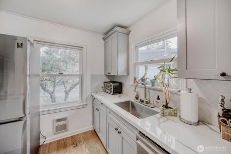 7243 S 125th Street Seattle WA 98178