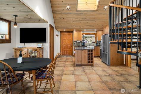 132 4th Street Roslyn WA 98941