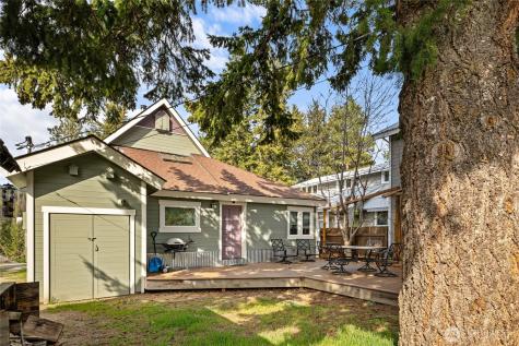 132 4th Street Roslyn WA 98941