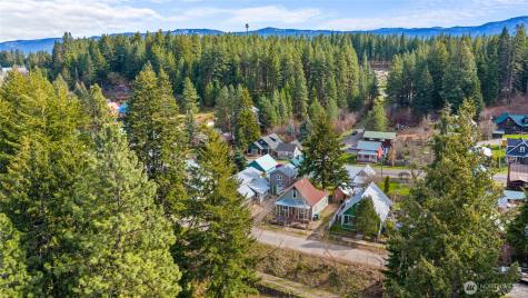 132 4th Street Roslyn WA 98941
