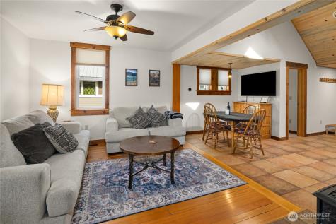 132 4th Street Roslyn WA 98941