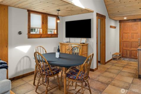 132 4th Street Roslyn WA 98941