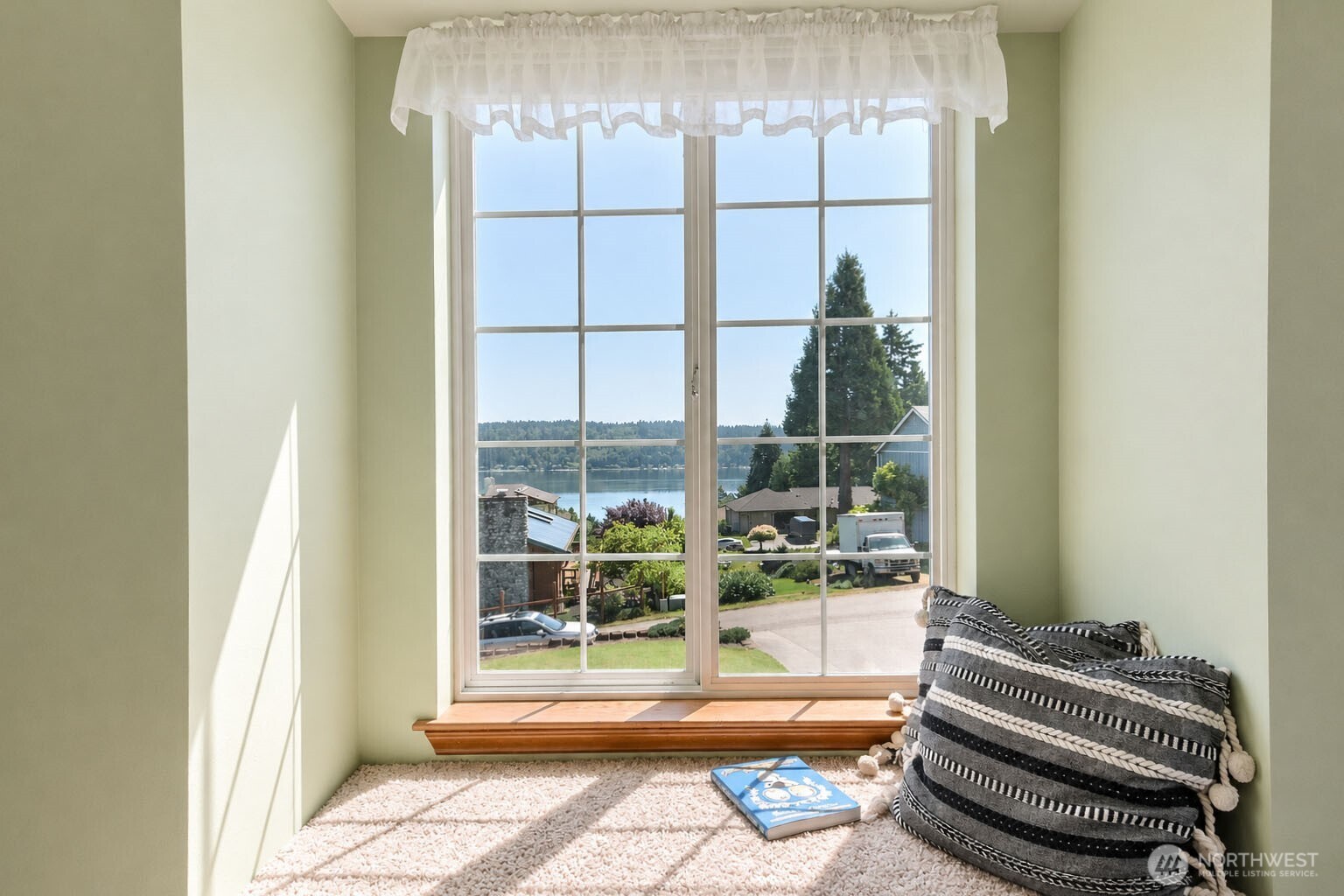 4819 Charmont Lane NE Bremerton WA 98310