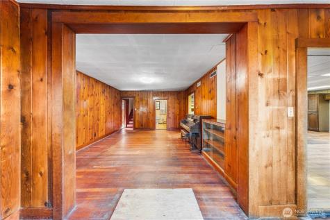 27193 State Route 20 Oak Harbor WA 98277