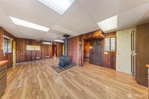 27193 State Route 20 Oak Harbor WA 98277