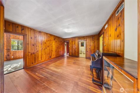 27193 State Route 20 Oak Harbor WA 98277