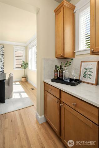 16517 SE 66th Street Bellevue WA 98006