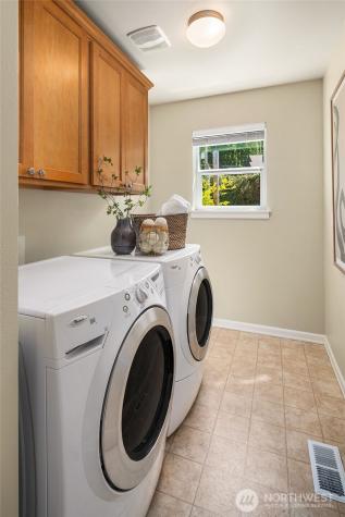 16517 SE 66th Street Bellevue WA 98006
