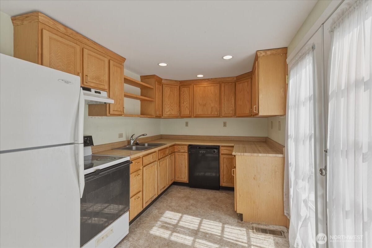 503 Federal Grand Coulee WA 99133
