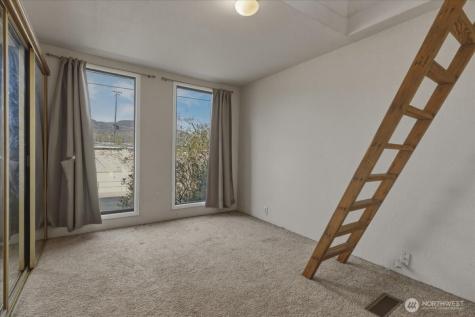 503 Federal Grand Coulee WA 99133