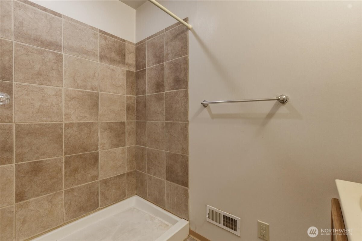 503 Federal Grand Coulee WA 99133