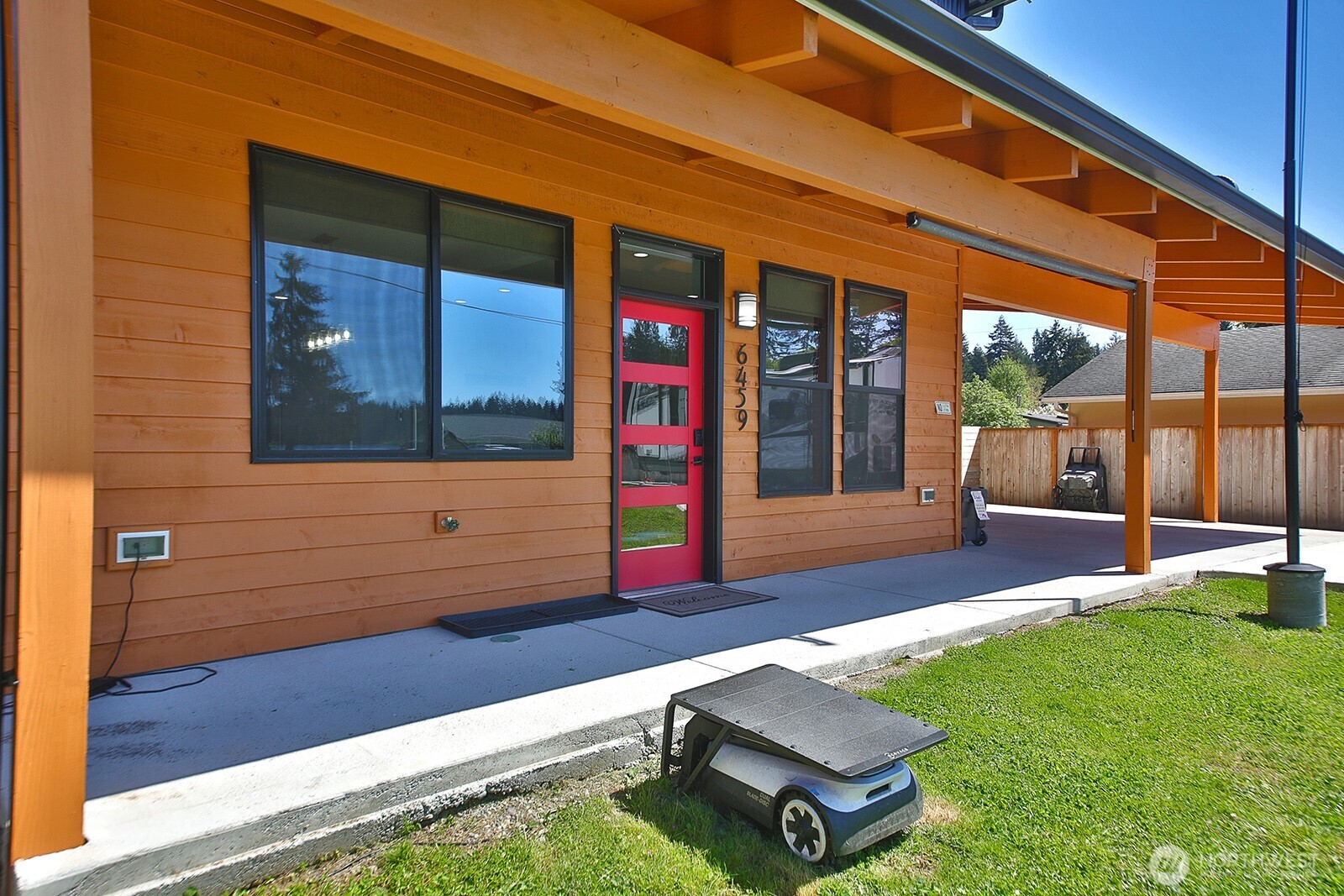 6459 Lake Shore Drive Clinton WA 98236