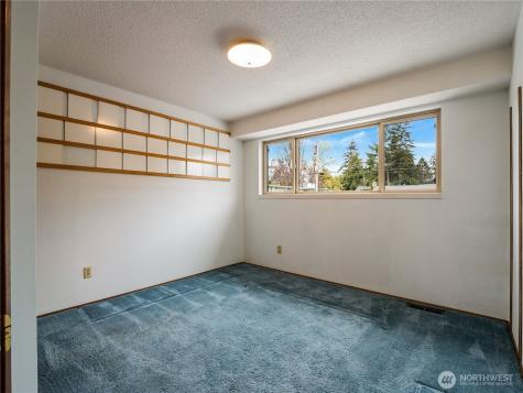 16526 116th Place SE Renton WA 98058