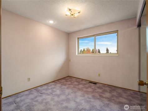 16526 116th Place SE Renton WA 98058
