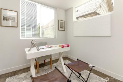 8811 Interlake Avenue N Seattle WA 98103