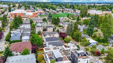 8811 Interlake Avenue N Seattle WA 98103