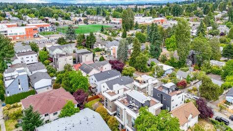 8811 Interlake Avenue N Seattle WA 98103