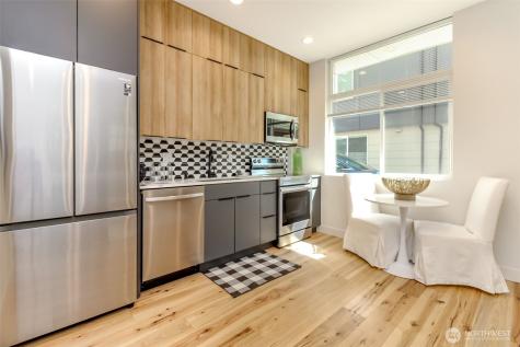 8811 Interlake Avenue N Seattle WA 98103