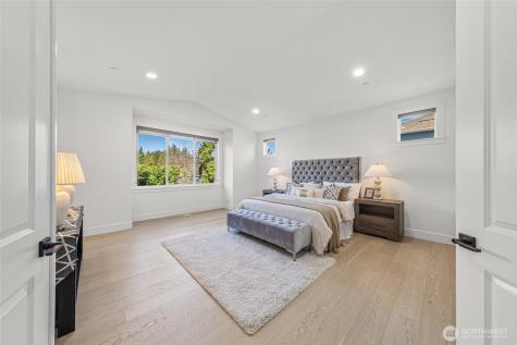 11262 SE 61st Place Bellevue WA 98006