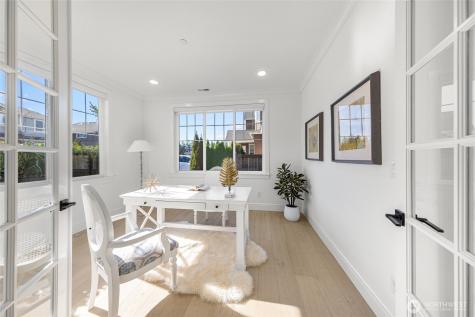 11262 SE 61st Place Bellevue WA 98006