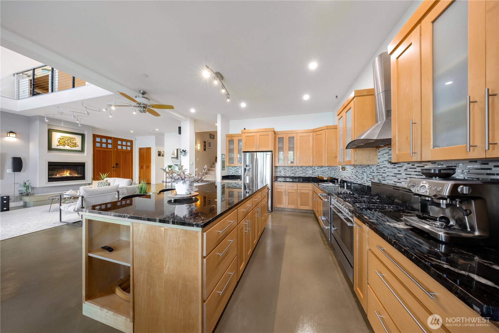 2006 W Lake Sammamish Parkway NE Redmond WA 98052
