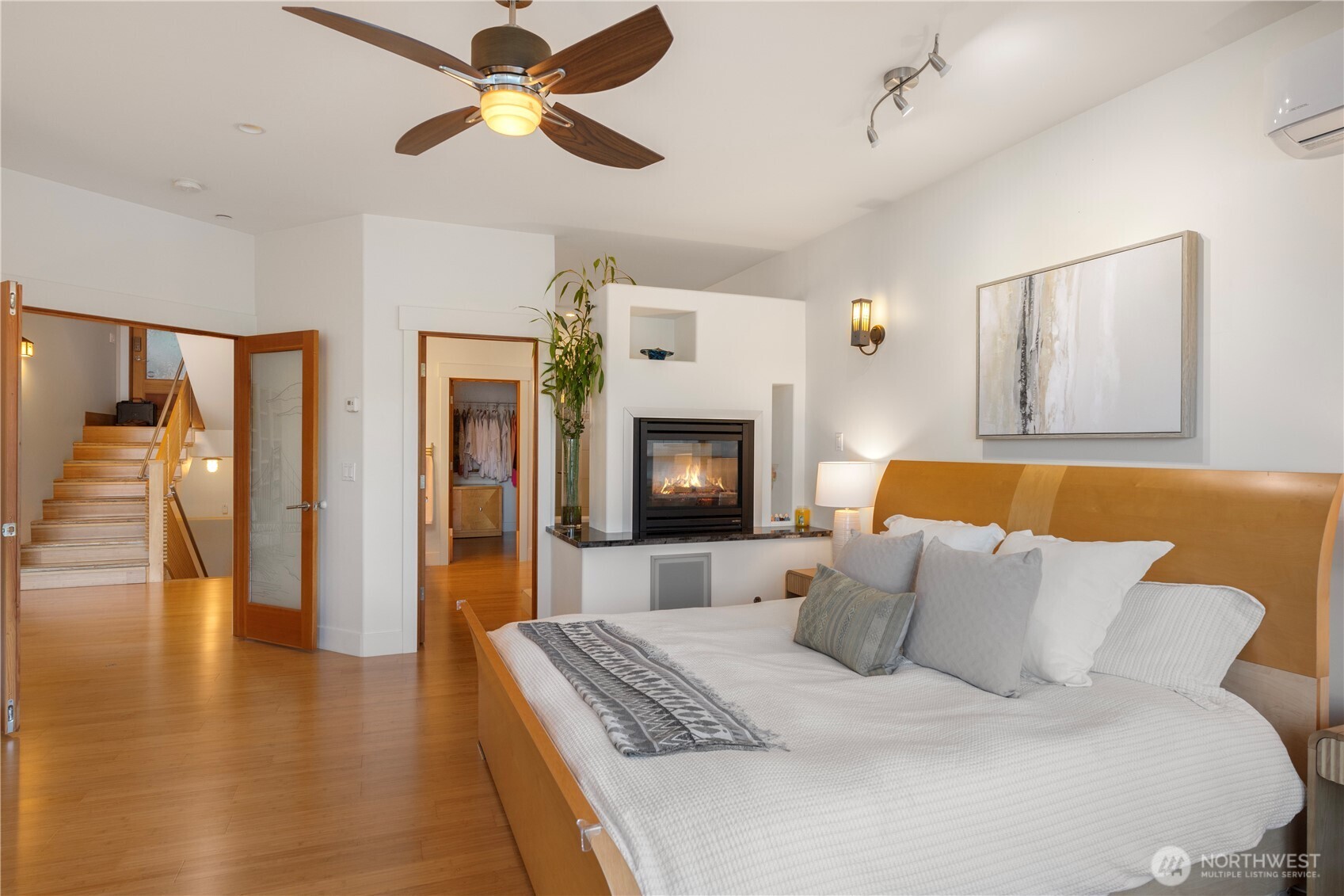2006 W Lake Sammamish Parkway NE Redmond WA 98052