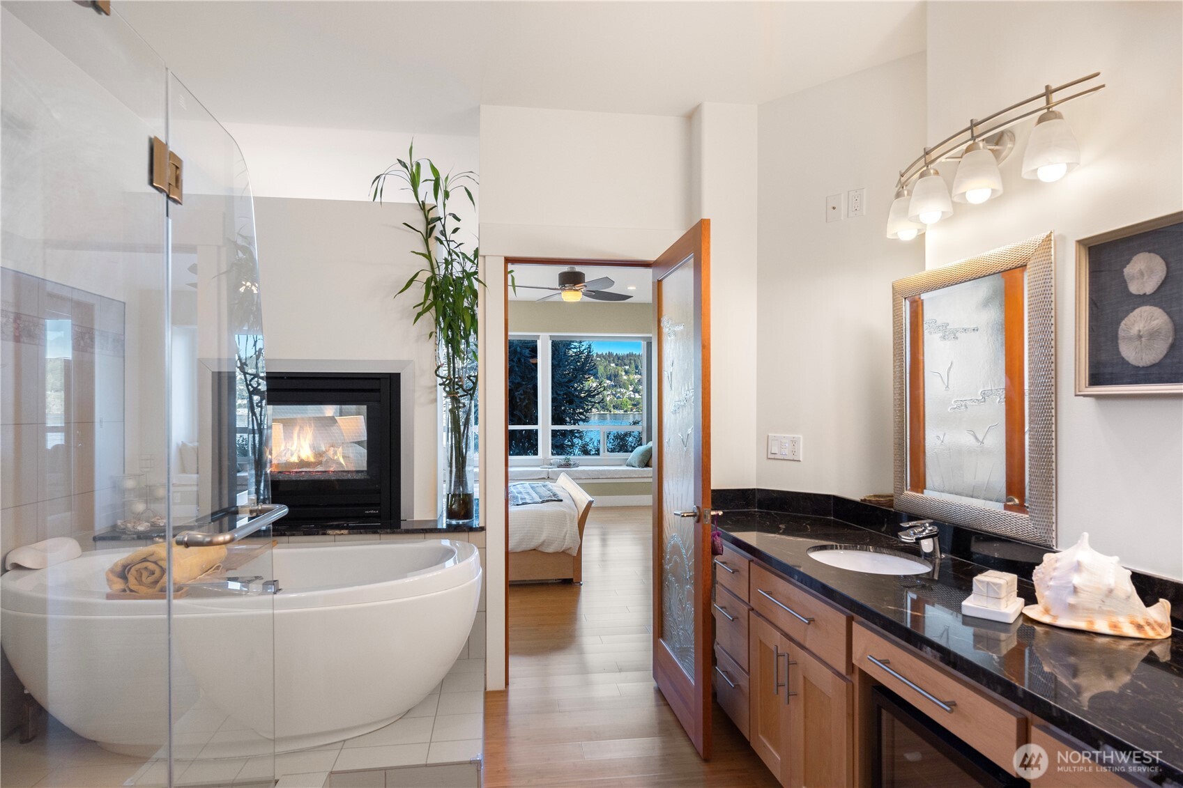 2006 W Lake Sammamish Parkway NE Redmond WA 98052