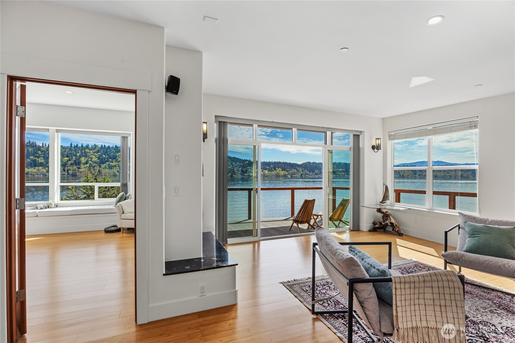 2006 W Lake Sammamish Parkway NE Redmond WA 98052