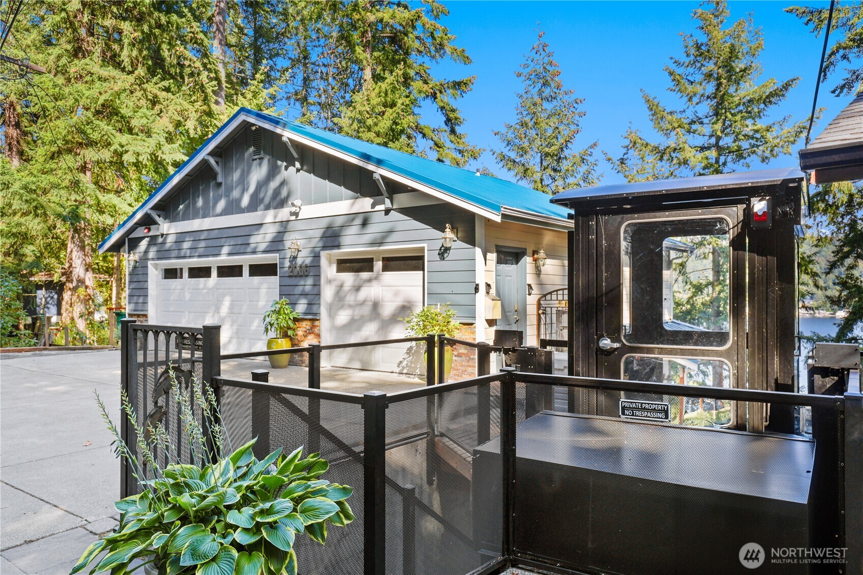 2006 W Lake Sammamish Parkway NE Redmond WA 98052