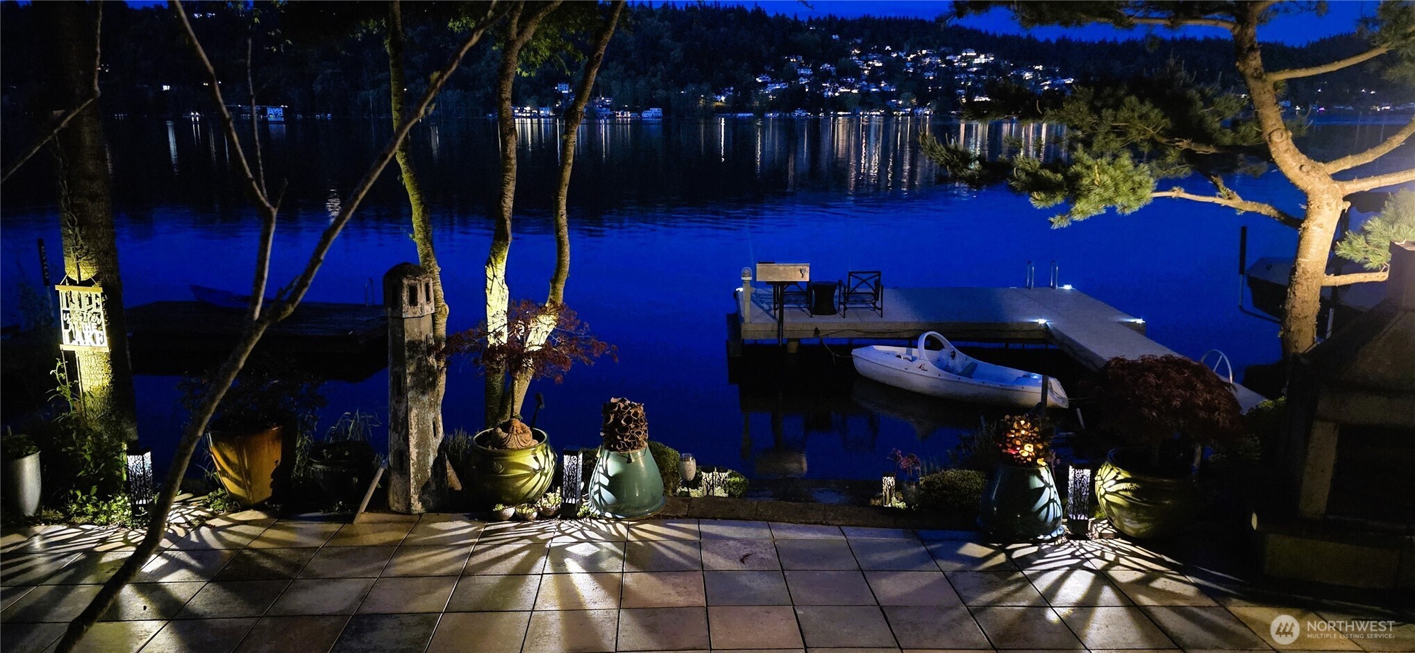 2006 W Lake Sammamish Parkway NE Redmond WA 98052