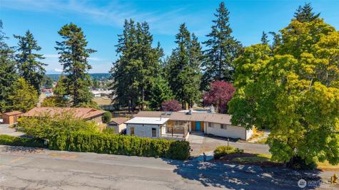 984 SW 6th Avenue Oak Harbor WA 98277