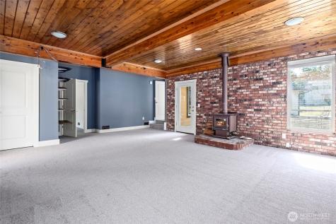 984 SW 6th Avenue Oak Harbor WA 98277