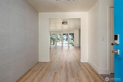 984 SW 6th Avenue Oak Harbor WA 98277