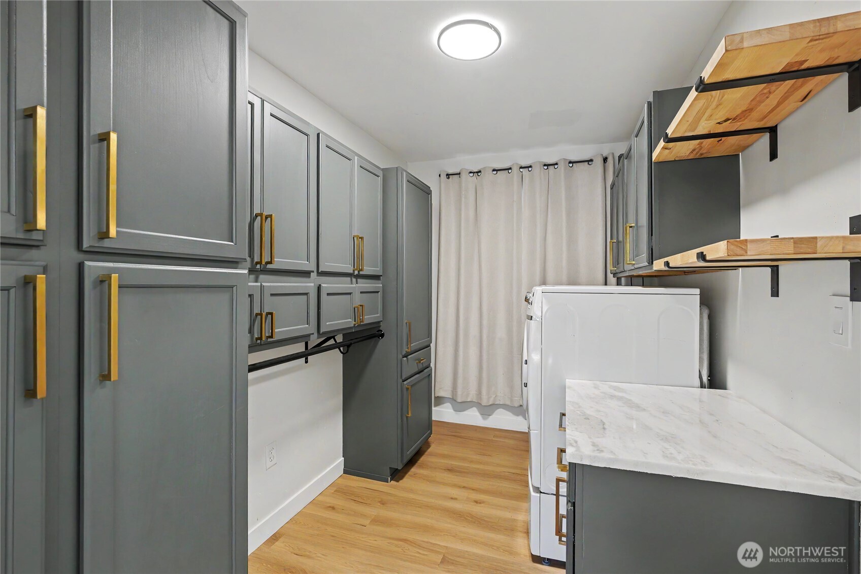 10106 16th Avenue S Seattle WA 98168