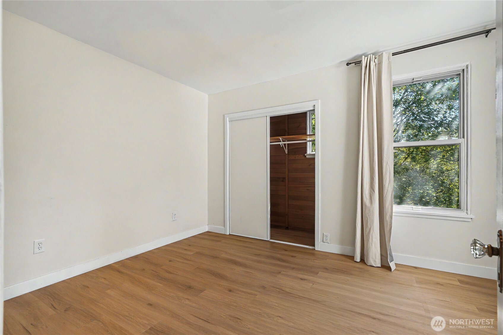 10106 16th Avenue S Seattle WA 98168