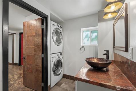 10106 16th Avenue S Seattle WA 98168