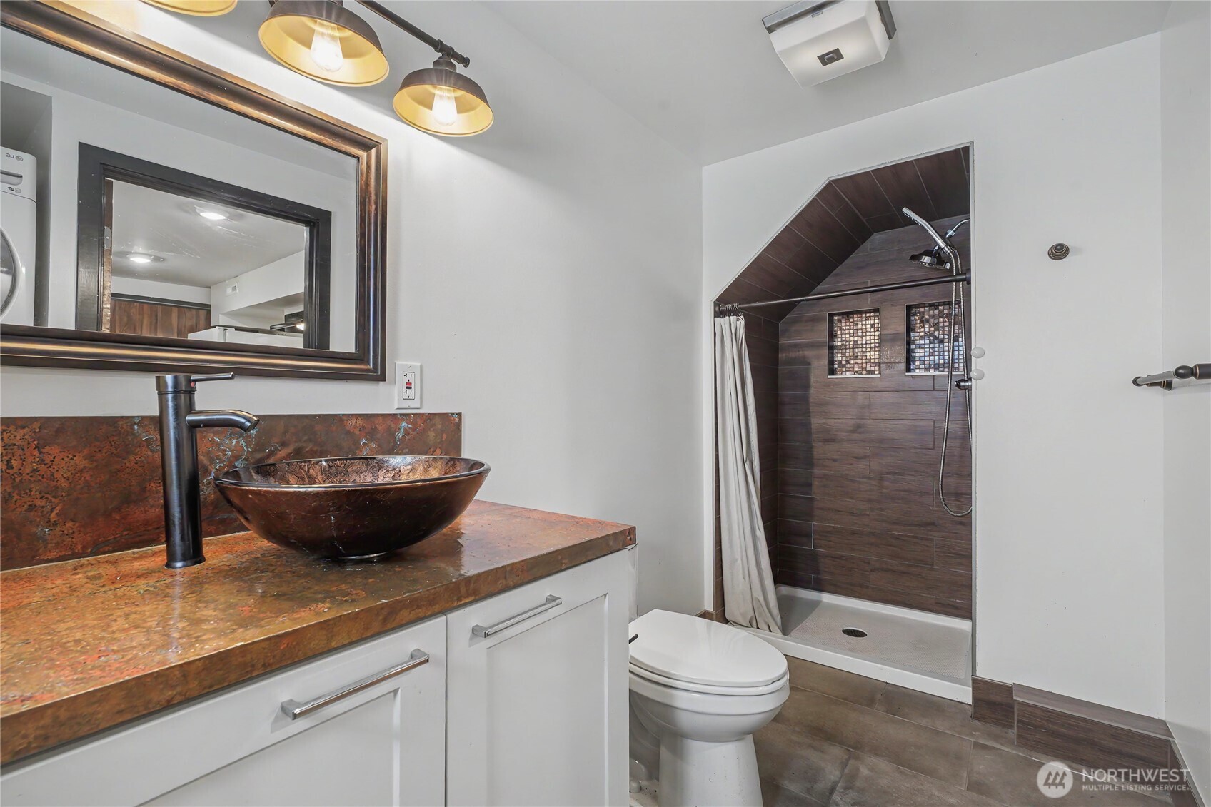 10106 16th Avenue S Seattle WA 98168