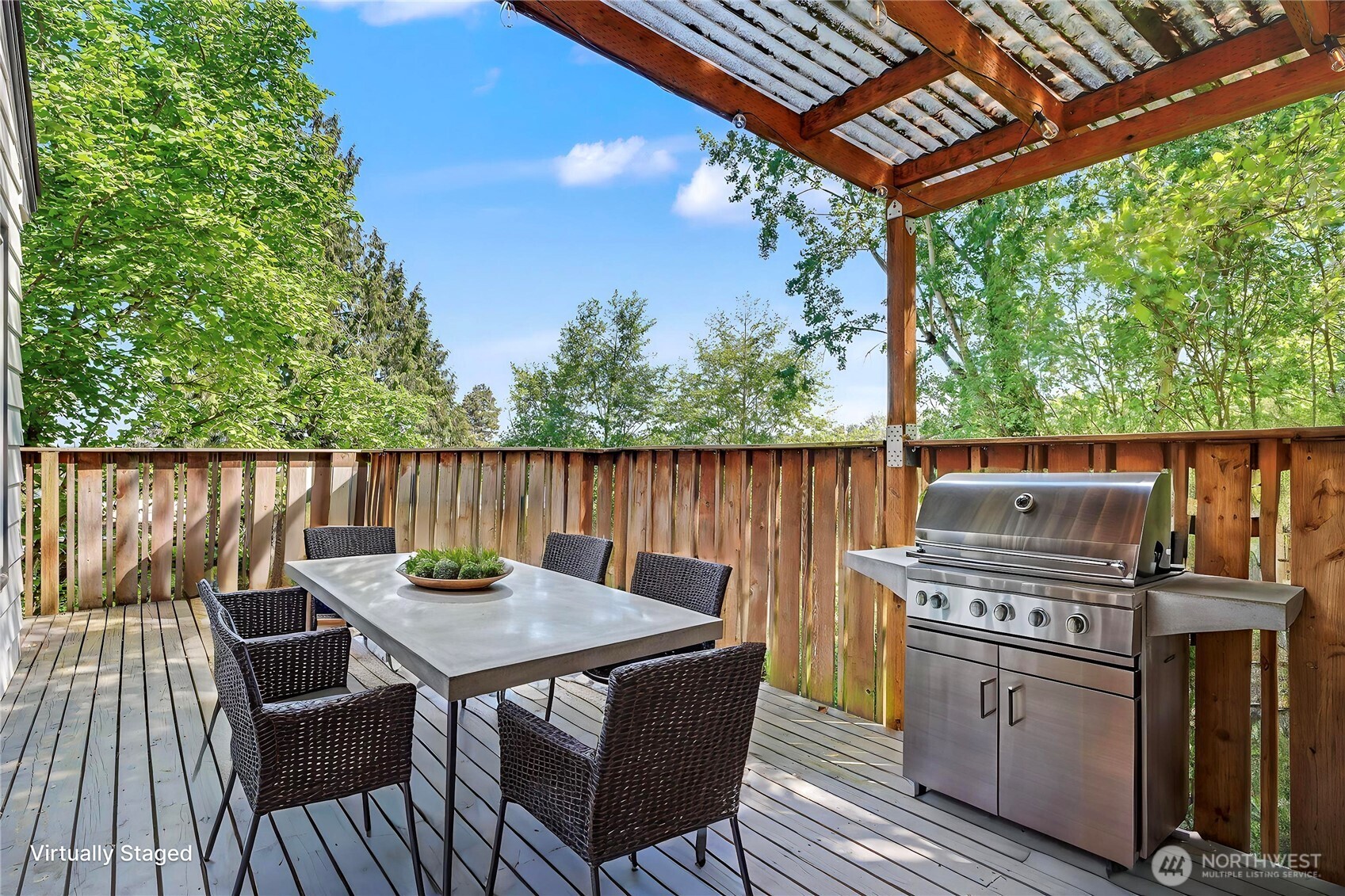 10106 16th Avenue S Seattle WA 98168