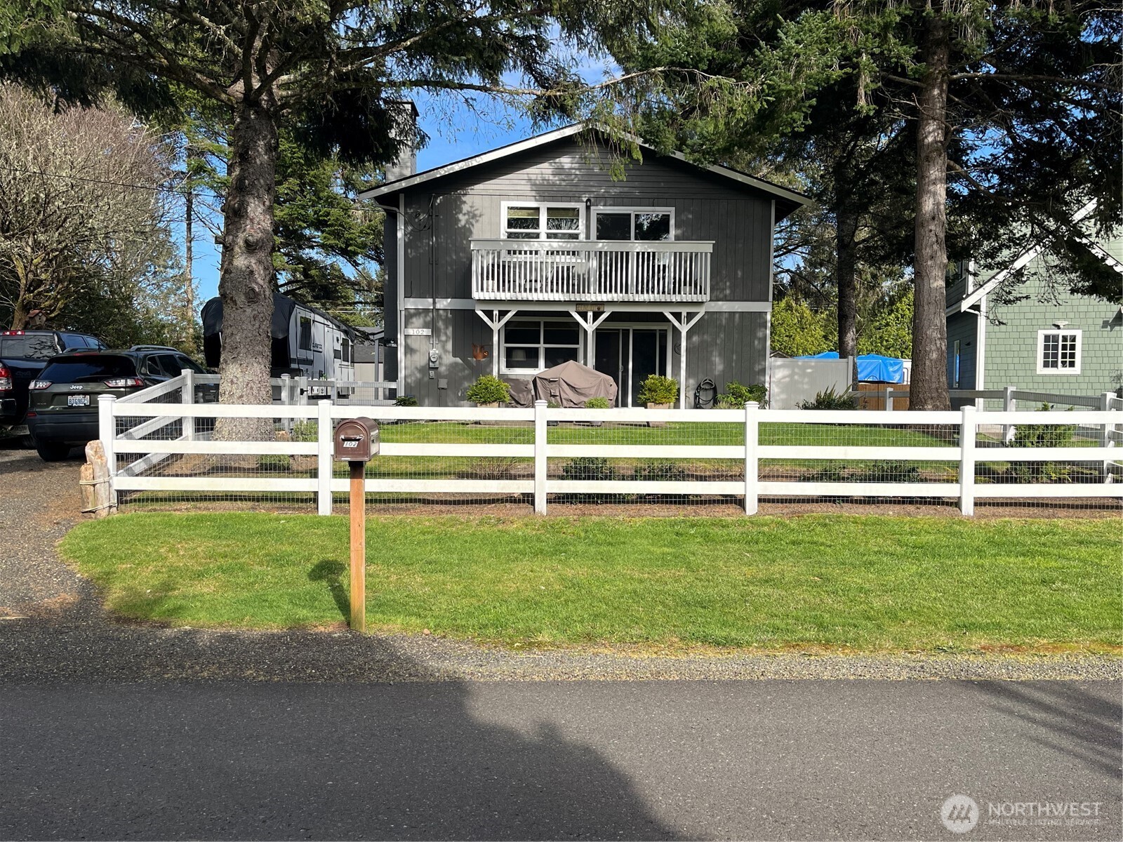 102 N Narwhal Loop NW Ocean Shores WA 98569