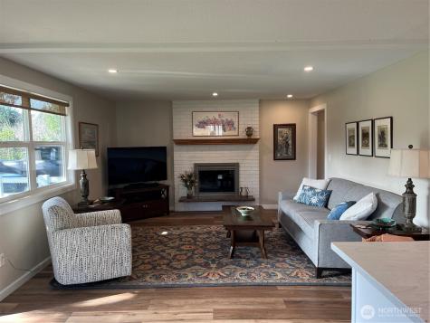 102 N Narwhal Loop NW Ocean Shores WA 98569