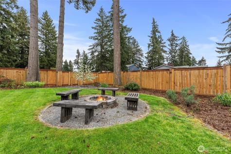 18818 79th Avenue Court E Puyallup WA 98375