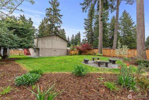 18818 79th Avenue Court E Puyallup WA 98375