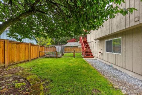 18818 79th Avenue Court E Puyallup WA 98375