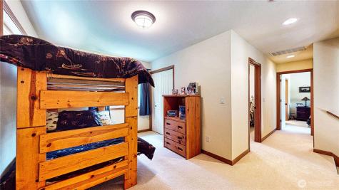 80 Evergreen Way Easton WA 98925