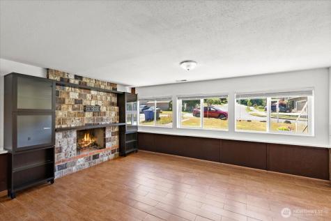 2802 NE 23rd Place Renton WA 98056