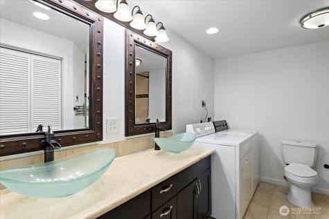 2802 NE 23rd Place Renton WA 98056