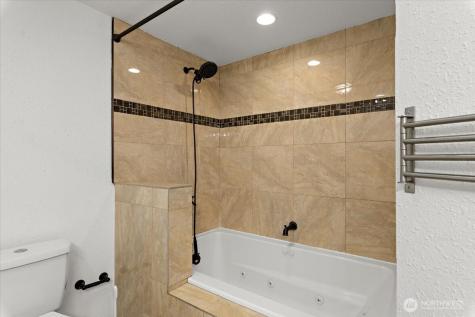 2802 NE 23rd Place Renton WA 98056